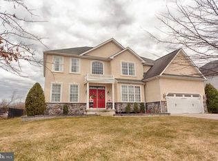 2008 Ridings Dr, Williamstown, NJ 08094