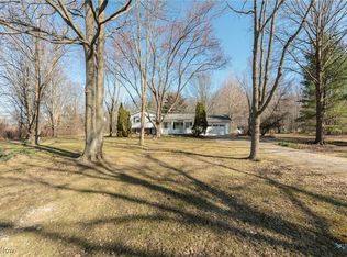 36440 Law Rd, Grafton, OH 44044