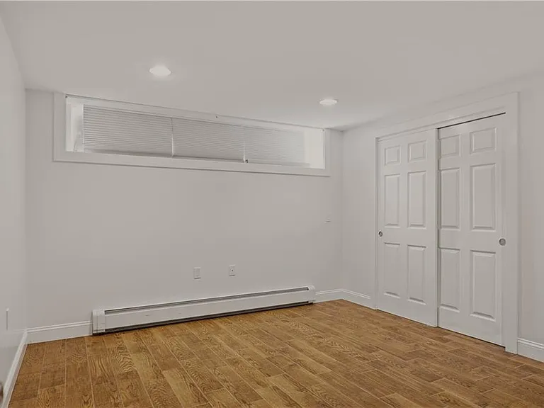 132 Evarts St #1 — Photo 11
