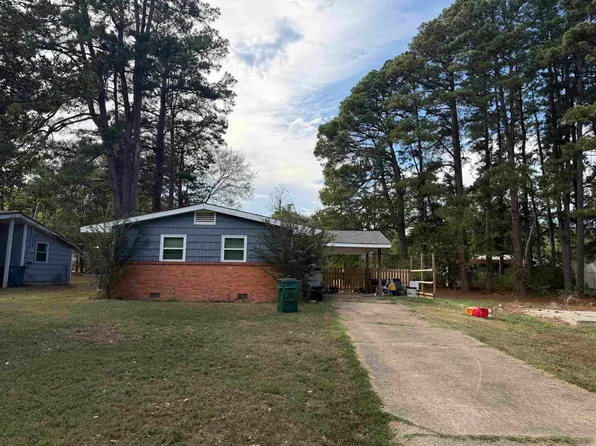 317 Sylvia St, Magnolia, AR 71753