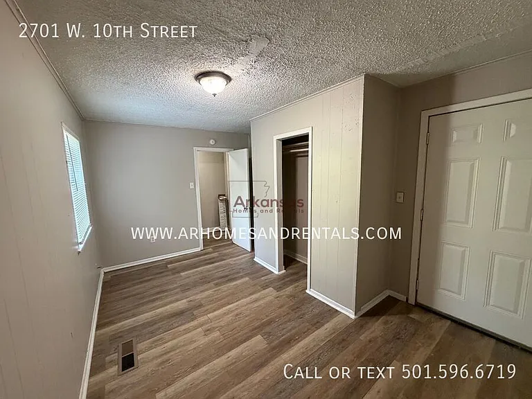 2701 W 10th St — Photo 11
