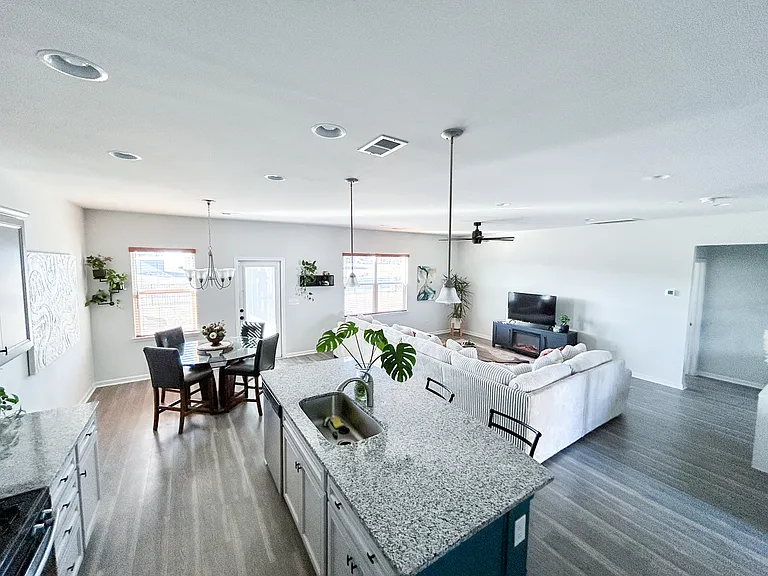 4016 Janus Dr — Photo 10