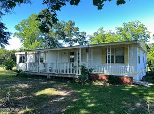 3646 Earlston Rd, Graceville, FL 32440
