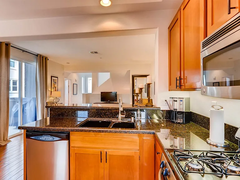 1258 Elfin Forest Rd W — Photo 13