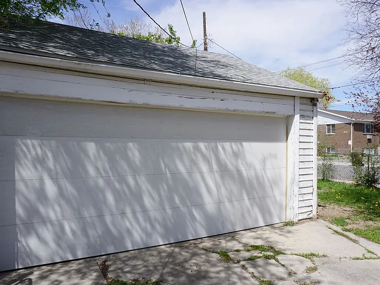7996 S Main St — Photo 20