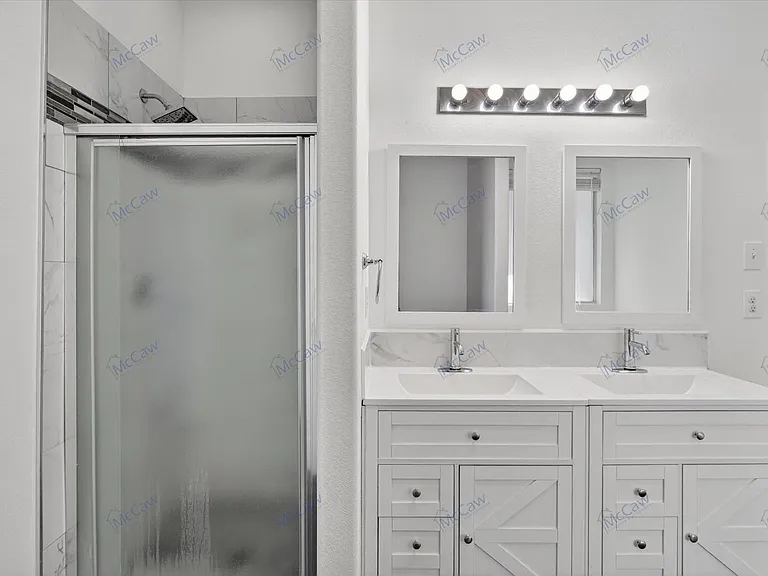 2405 Loreto Dr — Photo 13