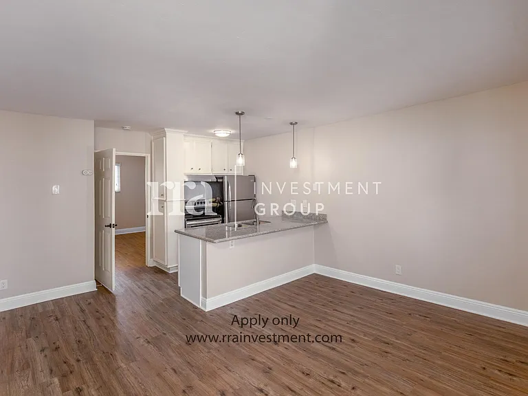 2411 Adams Ave #27 — Photo 6