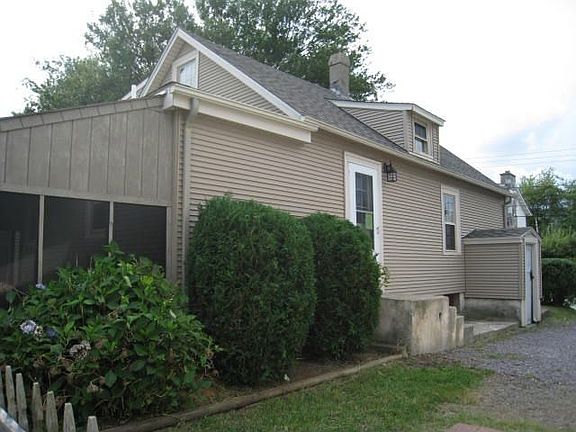 2nd image of 83 Rockaway St