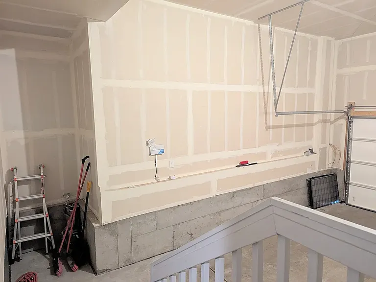 387 Courtfield Way — Photo 16