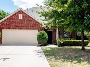 605 Kentucky Derby Ln, Fort Worth, TX 76179