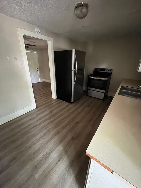 610 West Brazos Street - 4 — Photo 3