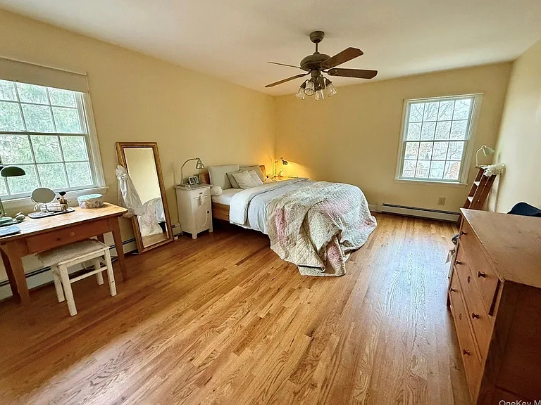 86 Krispin Ln #B — Photo 4
