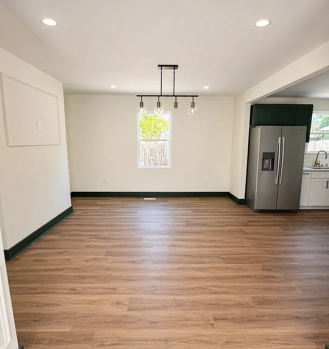 5 bed, 1924 sqft, $2,400 — Photo 3