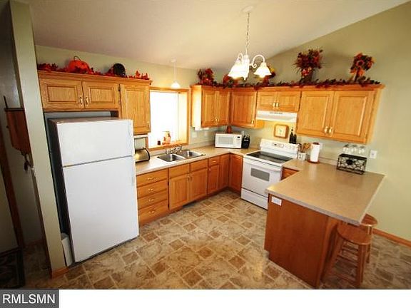 3rd image of 2593 Olive Ln