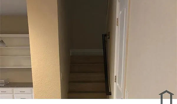 7854 Windsor Ln — Photo 5