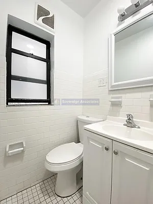 Rented by Sovereign Associates | media 31