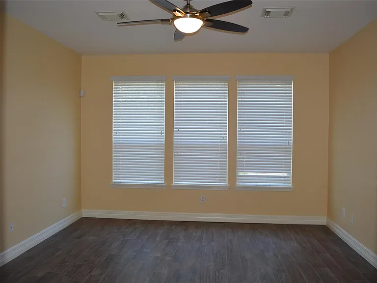 6210 Marble Hollow Ln — Photo 17