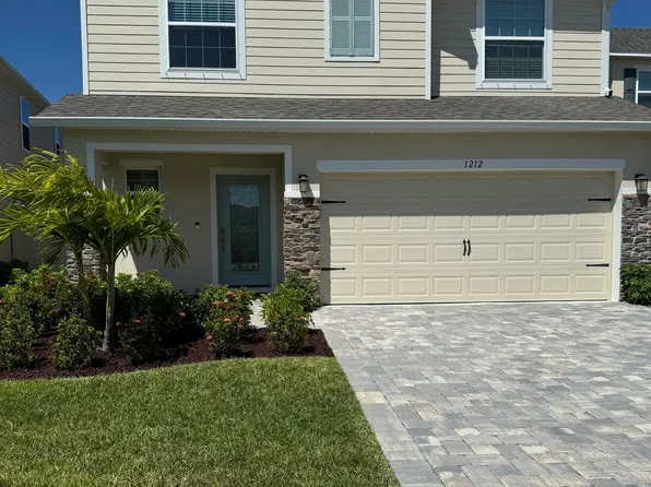 1212 Canfield Cir SE, Palm Bay, FL 32909