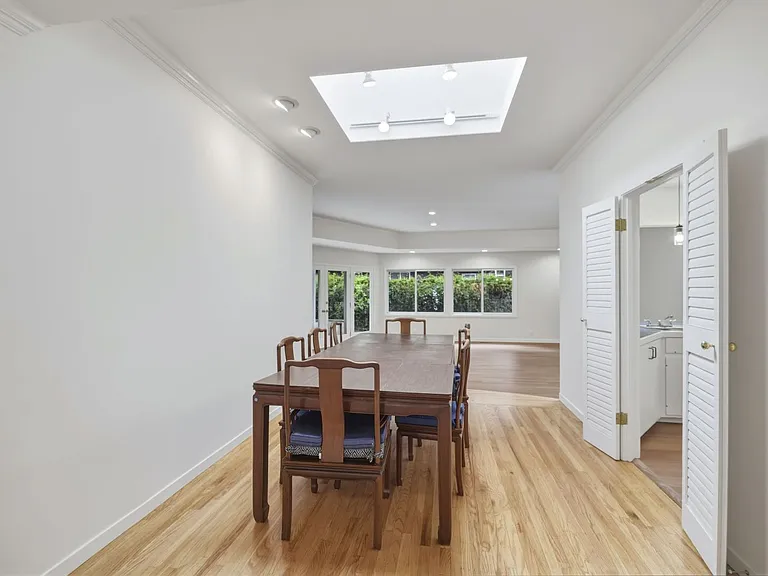 1537 Dana Ave — Photo 6