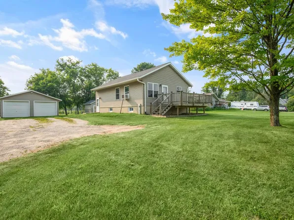 N1861 Us Highway 41, Menominee, MI 49858