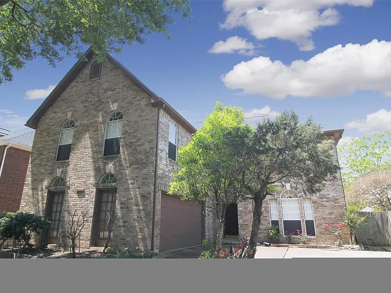16326 Brush Meadows Ct — Photo 2