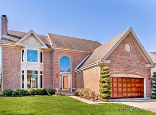 300 Needham Dr, Bloomingdale, IL 60108