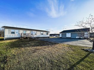 210 E Deering Ave, Nashwauk, MN 55769