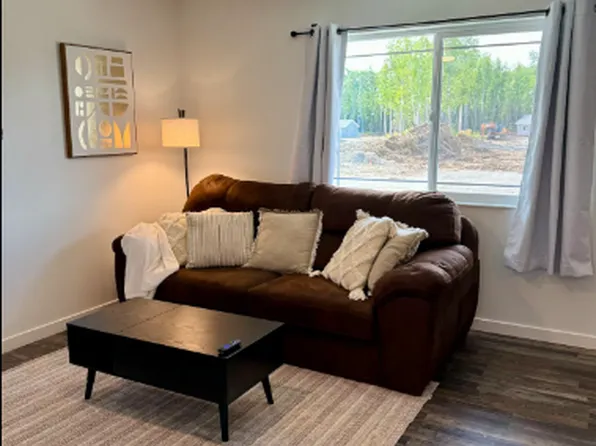 1647 S Blue Duck Cir #3, Wasilla, AK 99654