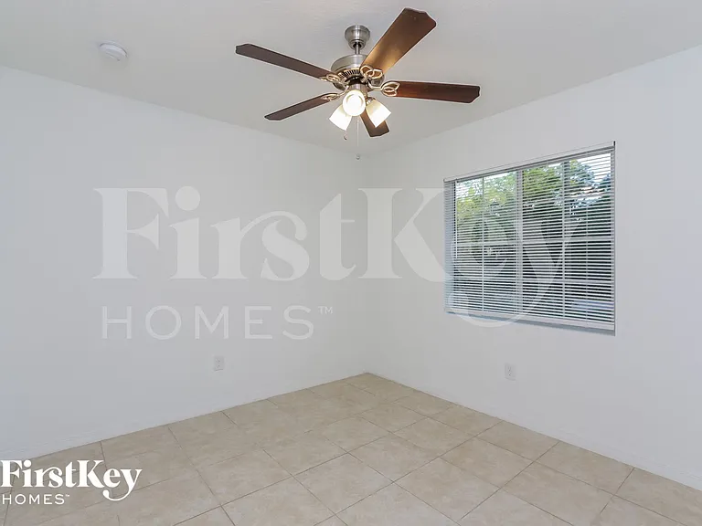 5569 Landry Ave — Photo 12