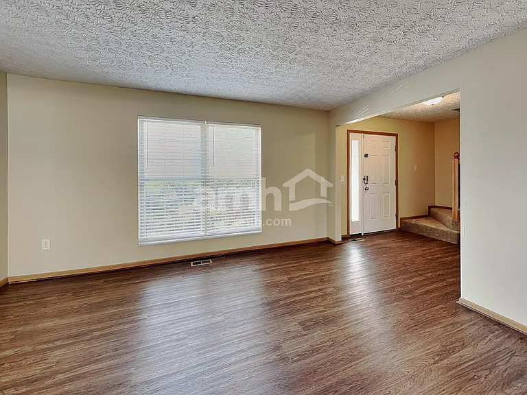 4308 Shady Meadows Dr — Photo 8