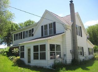 811 Root River St SW, Chatfield, MN 55923