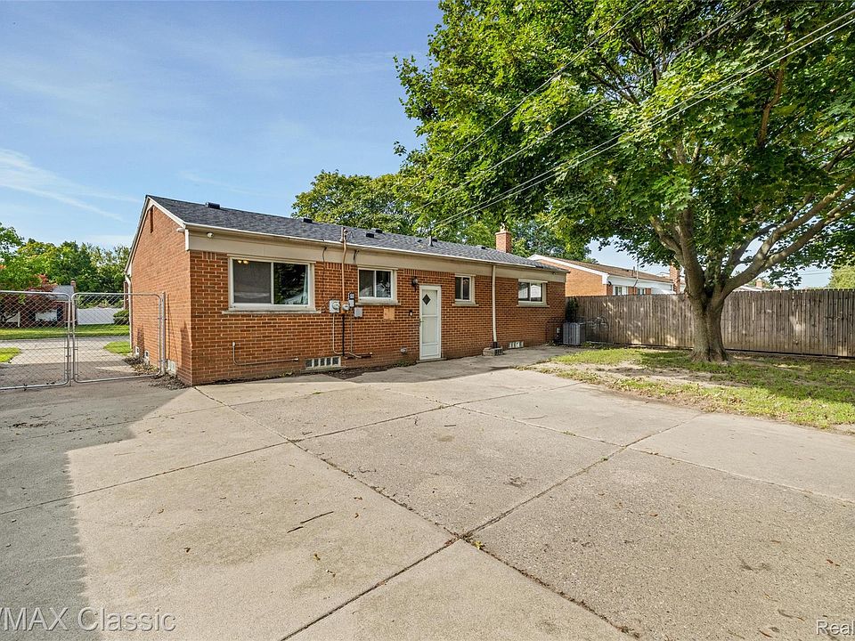 31026 W Chicago St, photo 27