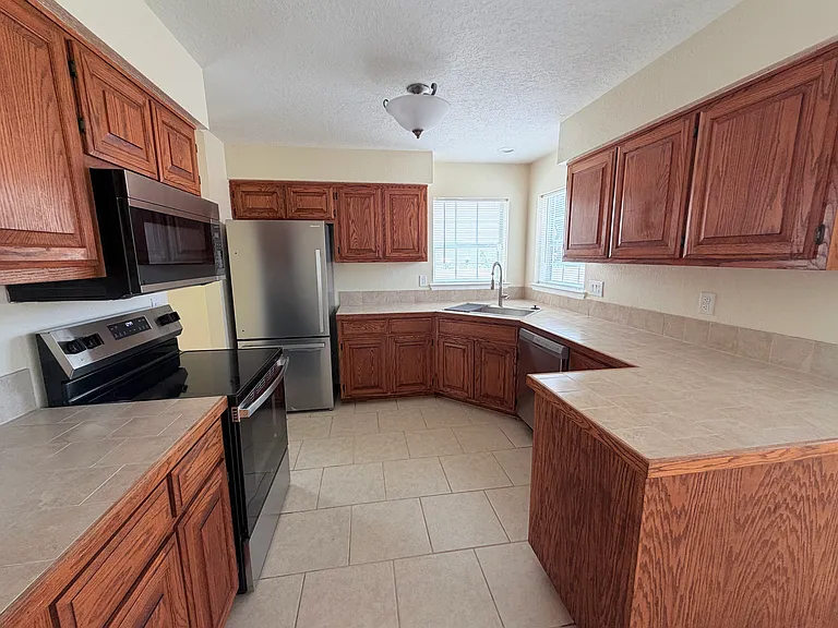 6125 Rosetree Pl NE — Photo 11