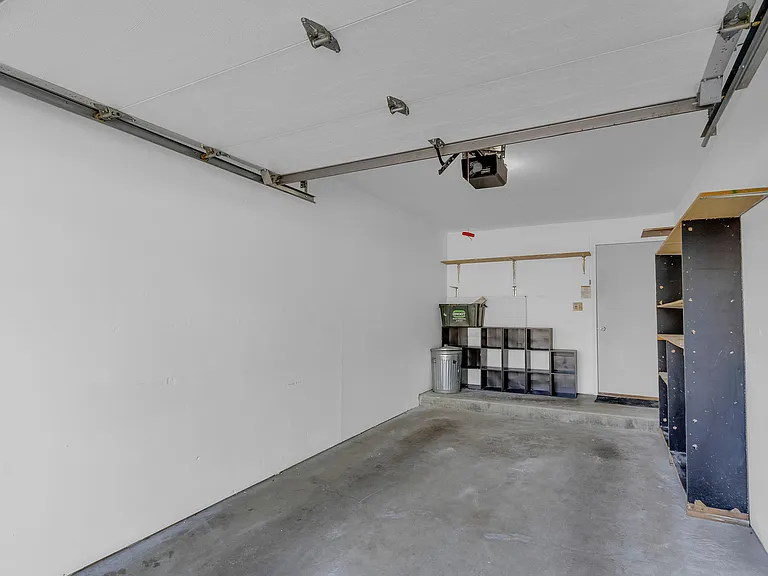 1214 Ballantrae Pl #E — Photo 25