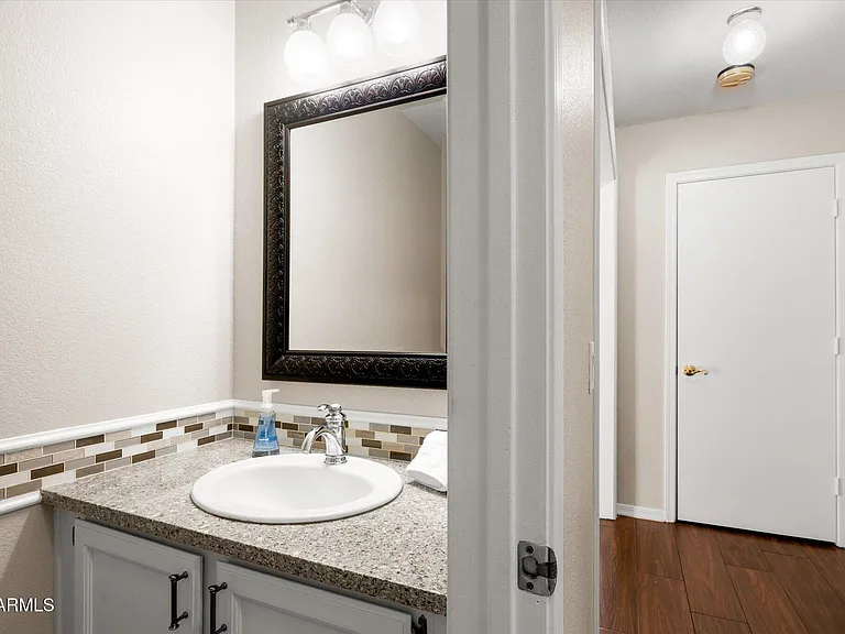 4410 W Fallen Leaf Ln — Photo 41