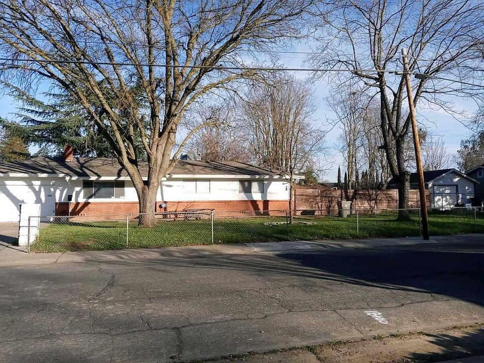 1st image of 2220 American Ave