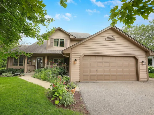 5919 S Park Dr, Savage, MN 55378