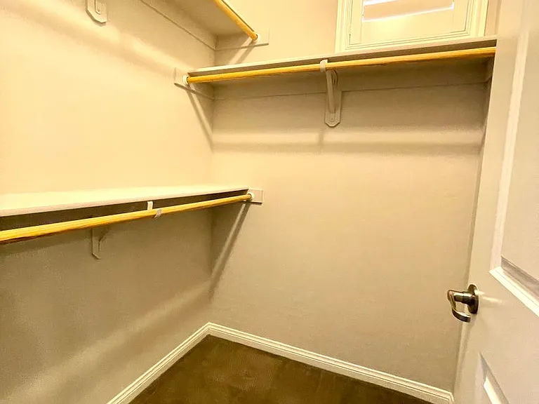 9702 Canyon Landing Ave — Photo 38