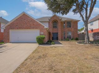 8037 Rushmore Rd, Fort Worth, TX 76137