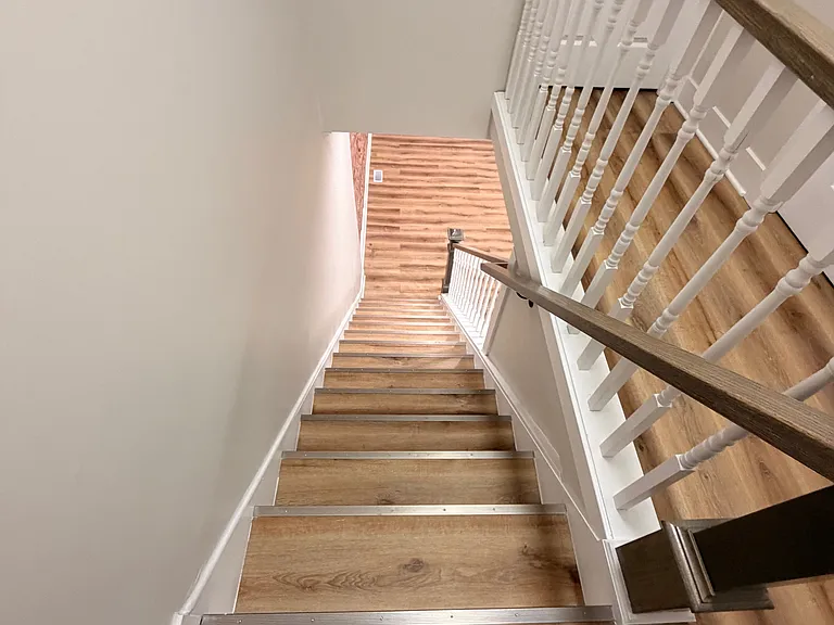420 E 28th St #1 — Photo 17