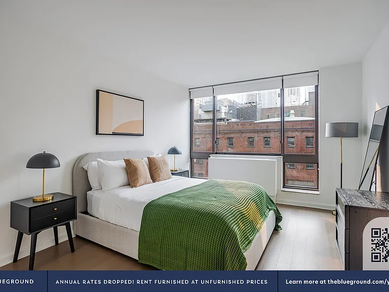500 W 56th St #719 — Photo 13