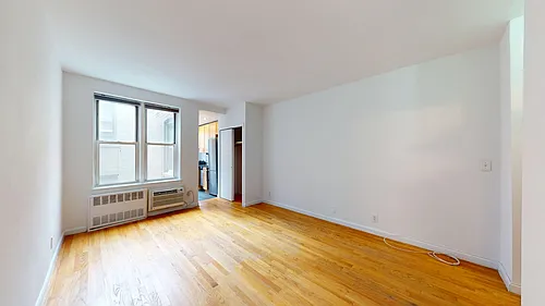 1483 1st Ave #4-D Photo 1