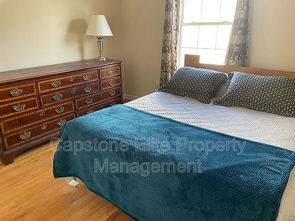 3rd image of 161-163 Sussex Ave Floor 2-2-2