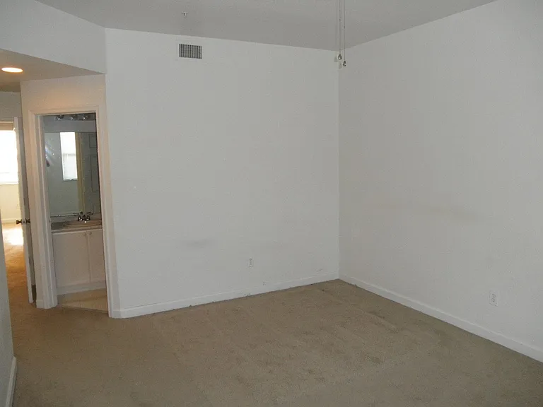 2405 Shoma Dr — Photo 11