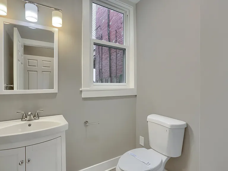 5619 Hays St — Photo 11