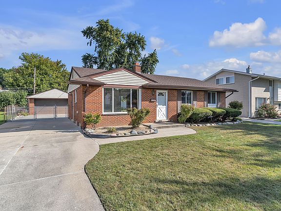 3rd image of 29734 Lamar Ln