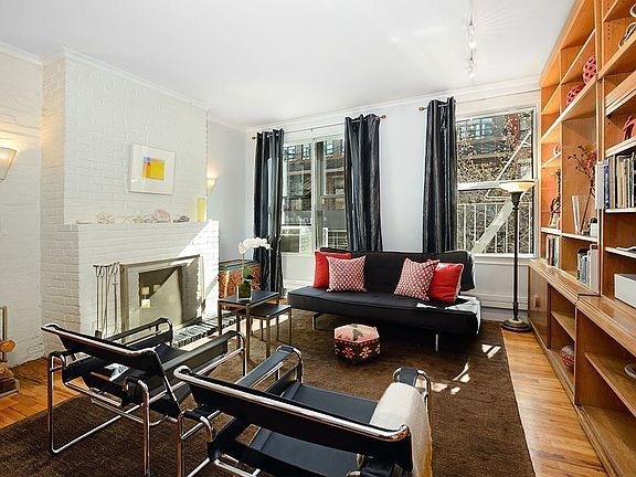 3rd image of 327 W 52nd St #2B