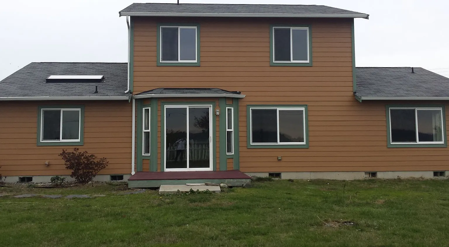 Pending Application Lovely Home With Breathtaking Views — Photo 2