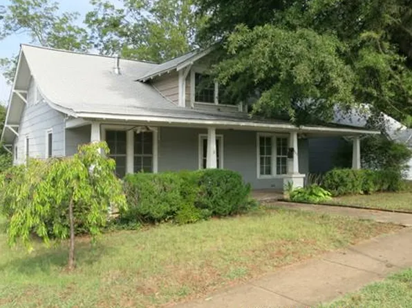 400 N Ashe Ave, Newton, NC 28658