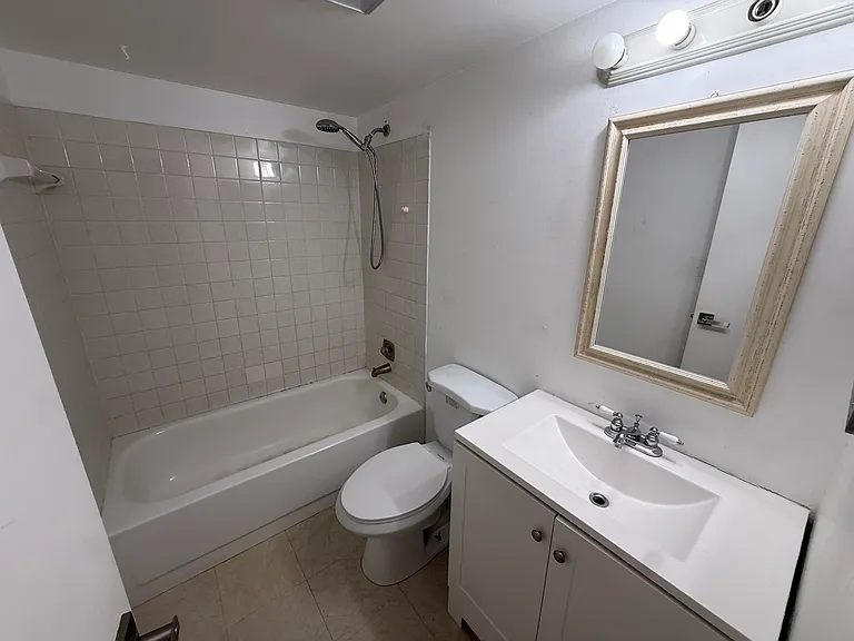 5981 Washington St #207 — Photo 10